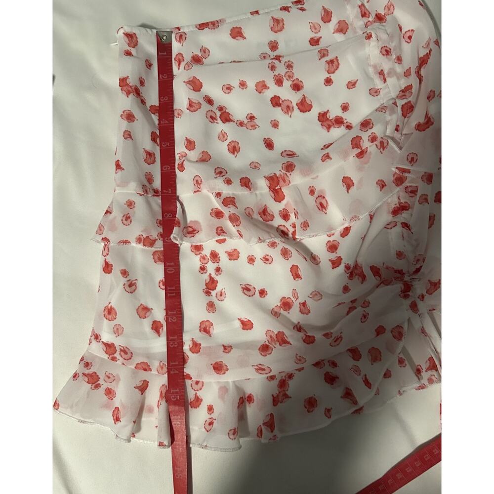 EUC Princess Polly Secret Love White/Red Floral Ruffled Mini Skirt Size 2 - Picture 9 of 10